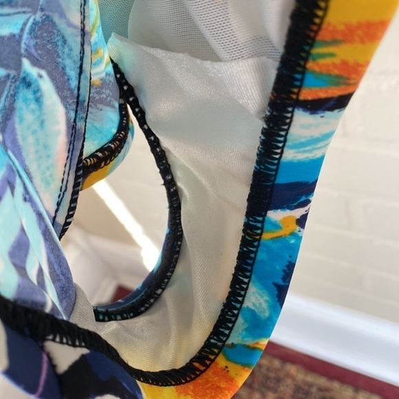 Maxine of Hollywood swimsuit 1x full coverage tropical‎ floral - Picture 4 of 7